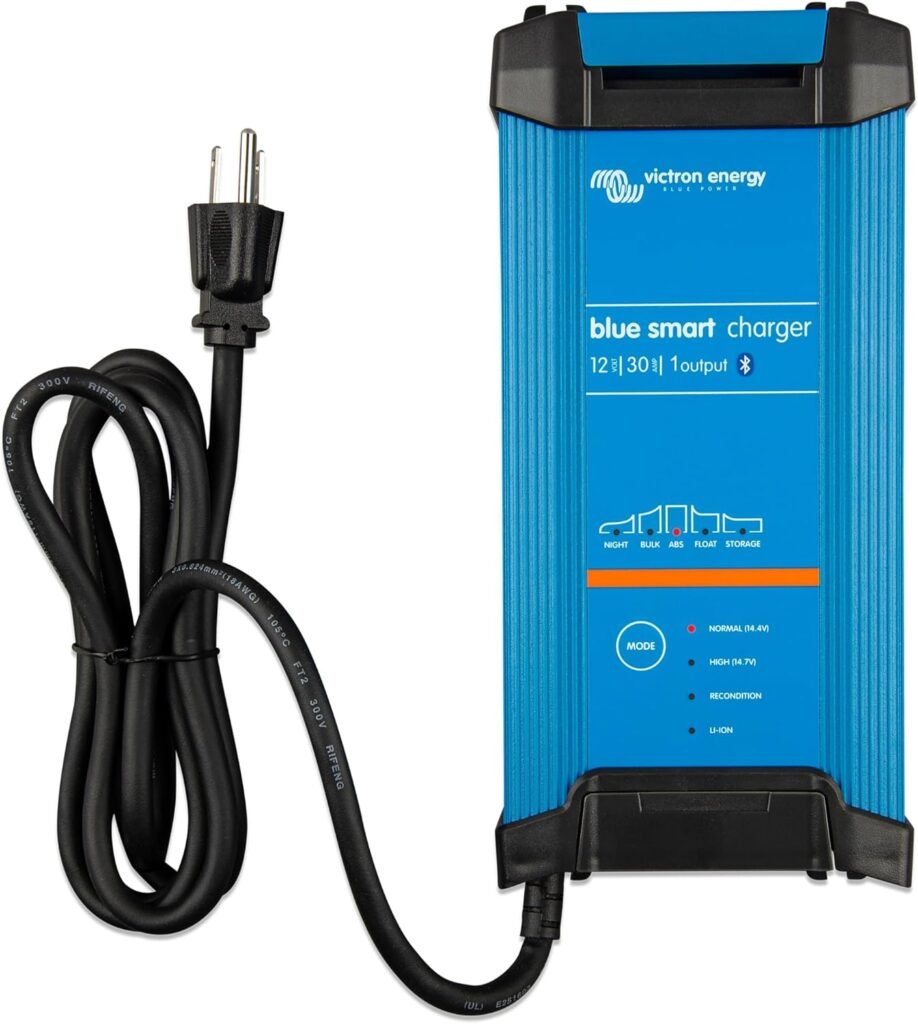 Victron Energy Blue Smart Car Battery Charger – IP22 – Float, Trickle Charger  Desulfator for Motorcycle, ATV, RV, Lithium  Deep Cycle Batteries - 12V 30A